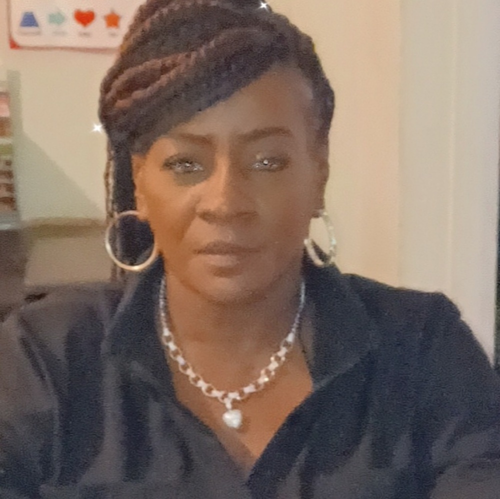 Meet your Posher, !denise c.